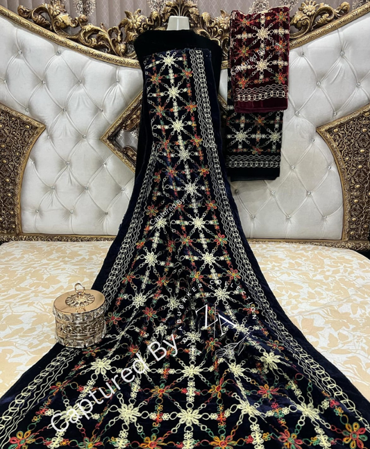 EMBROIDERED CASUAL VELVET KASHMIRI THREAD SHAWL