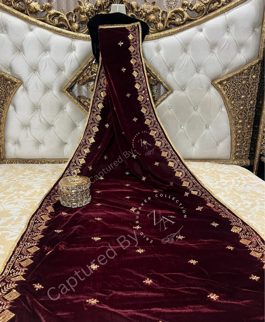 VELVET SHAWL EMBROIDERED SEQUINS+ZARI TILLA WORK